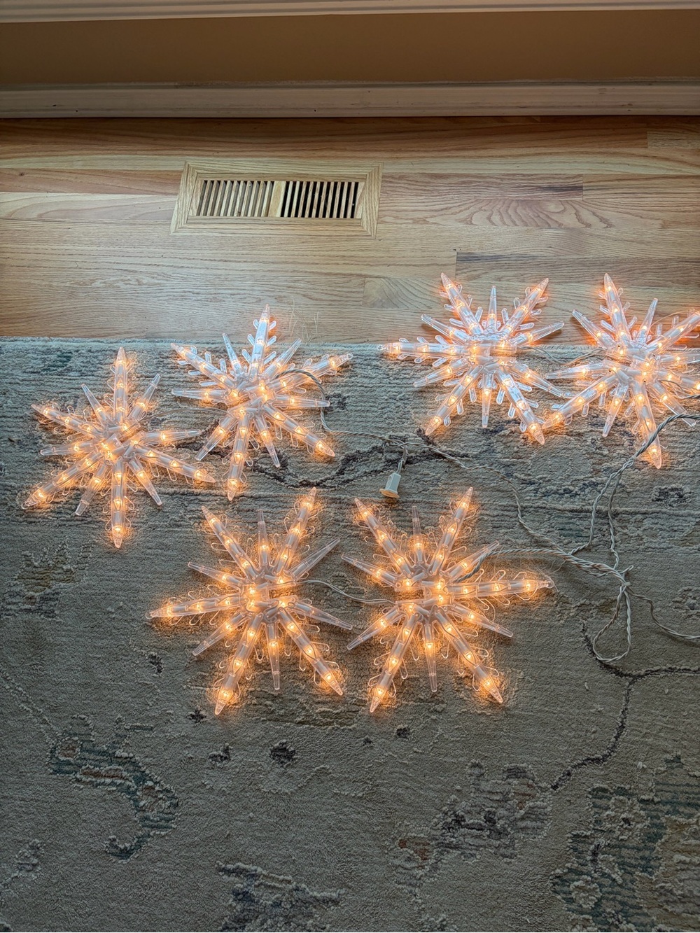 6 13 inch Bright Snowflake Lights
